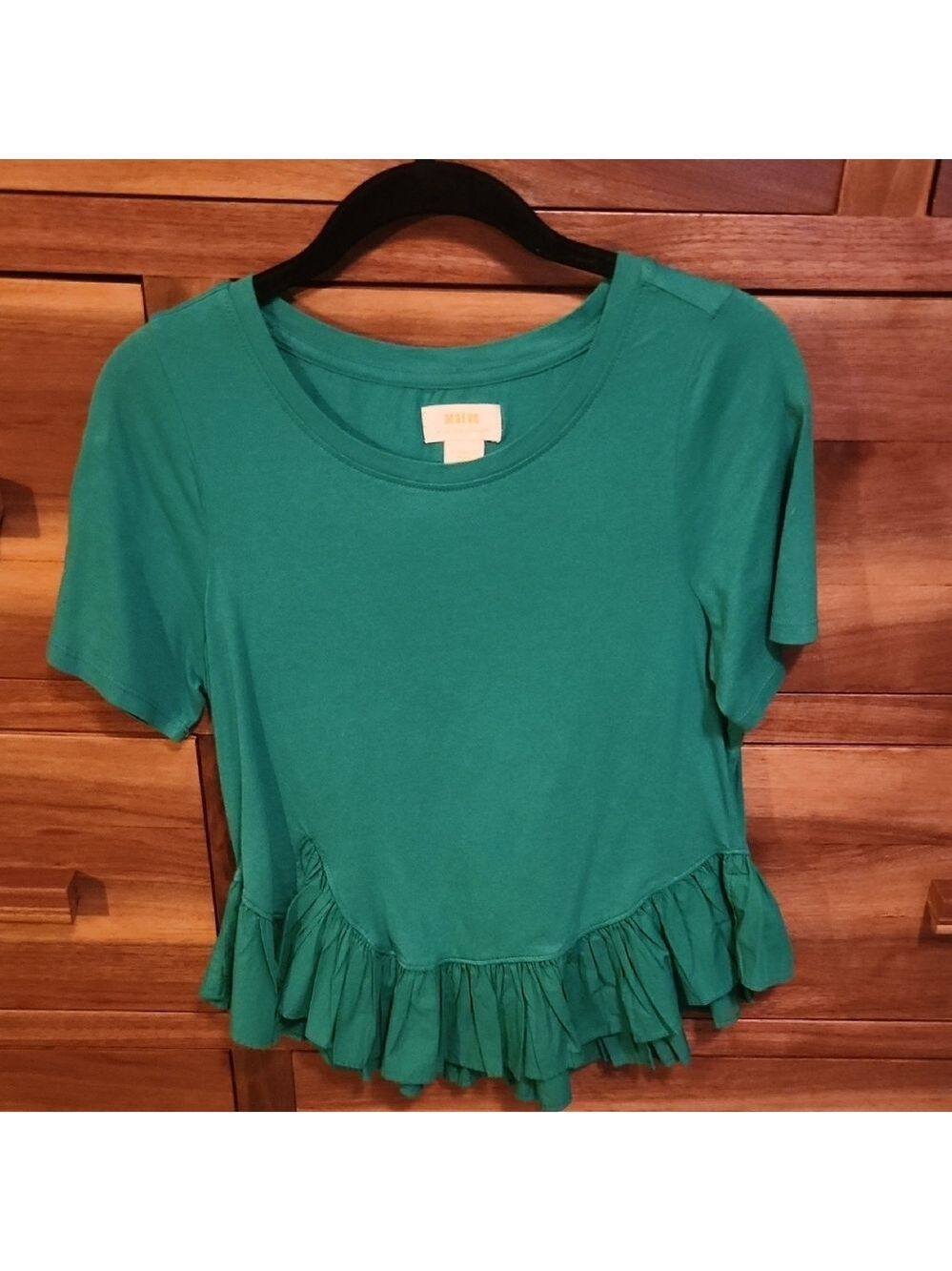 Anthropologie Green Short Sleeve Ruffle Bottom Unique Casual Loosefit Tee XS